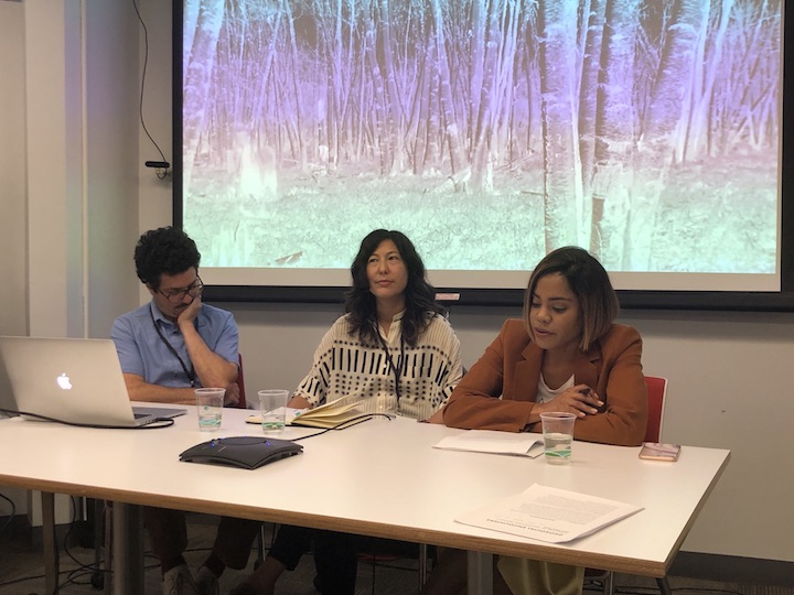 Rizvana Bradley (right) introduces her reflections on the concept of geosocial encounters in dialogue with video artists Matthew Suib (left) and Nadia Hironaka (center). 