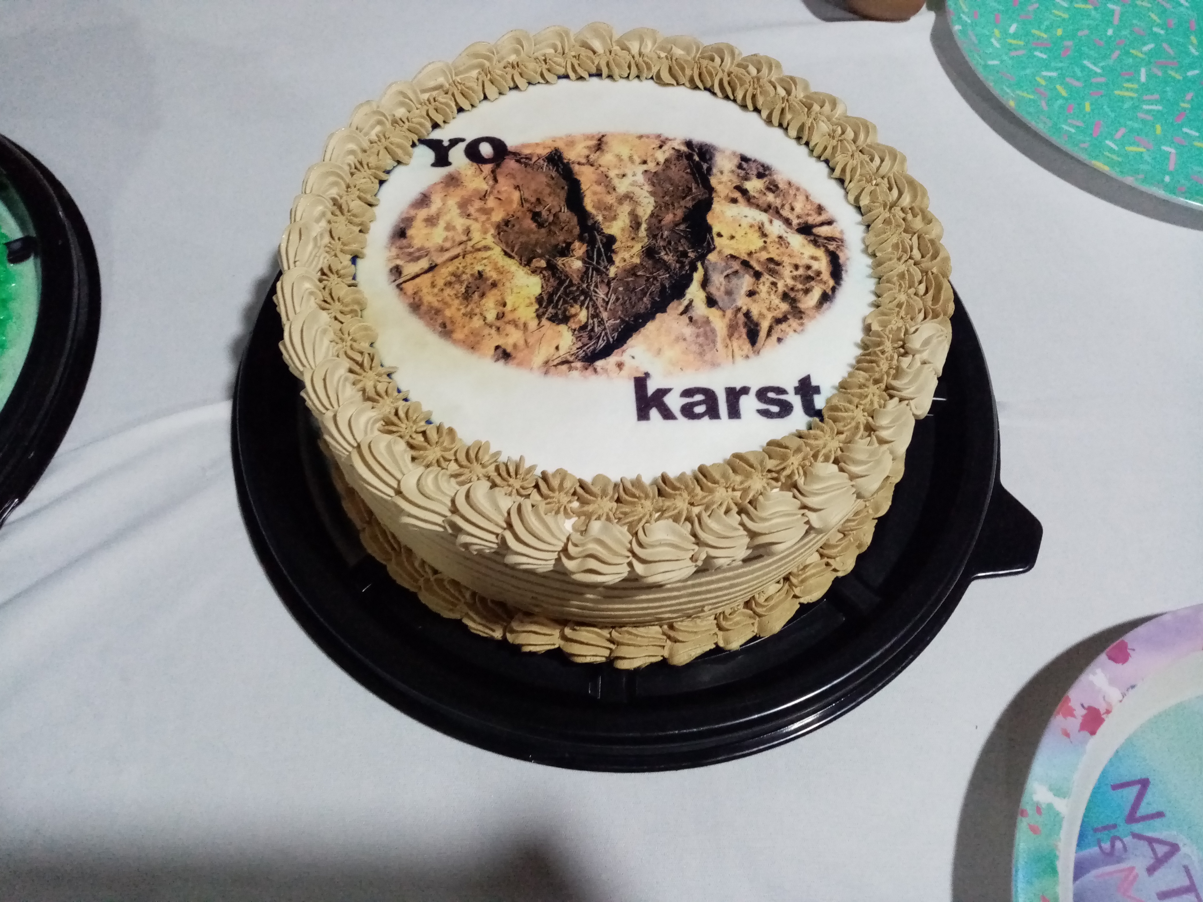 Photo of Karst printed on cake