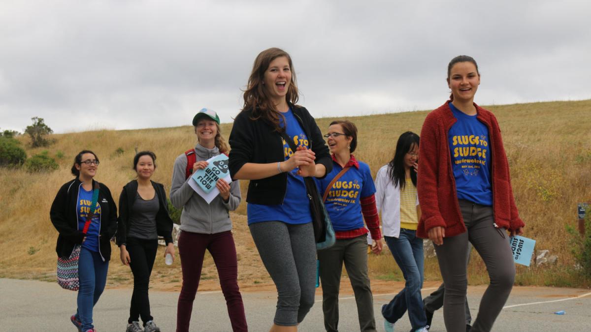 Walkers at the 2015 Wastewater Walk in Santa Cruz. Photo by FICTILIS.